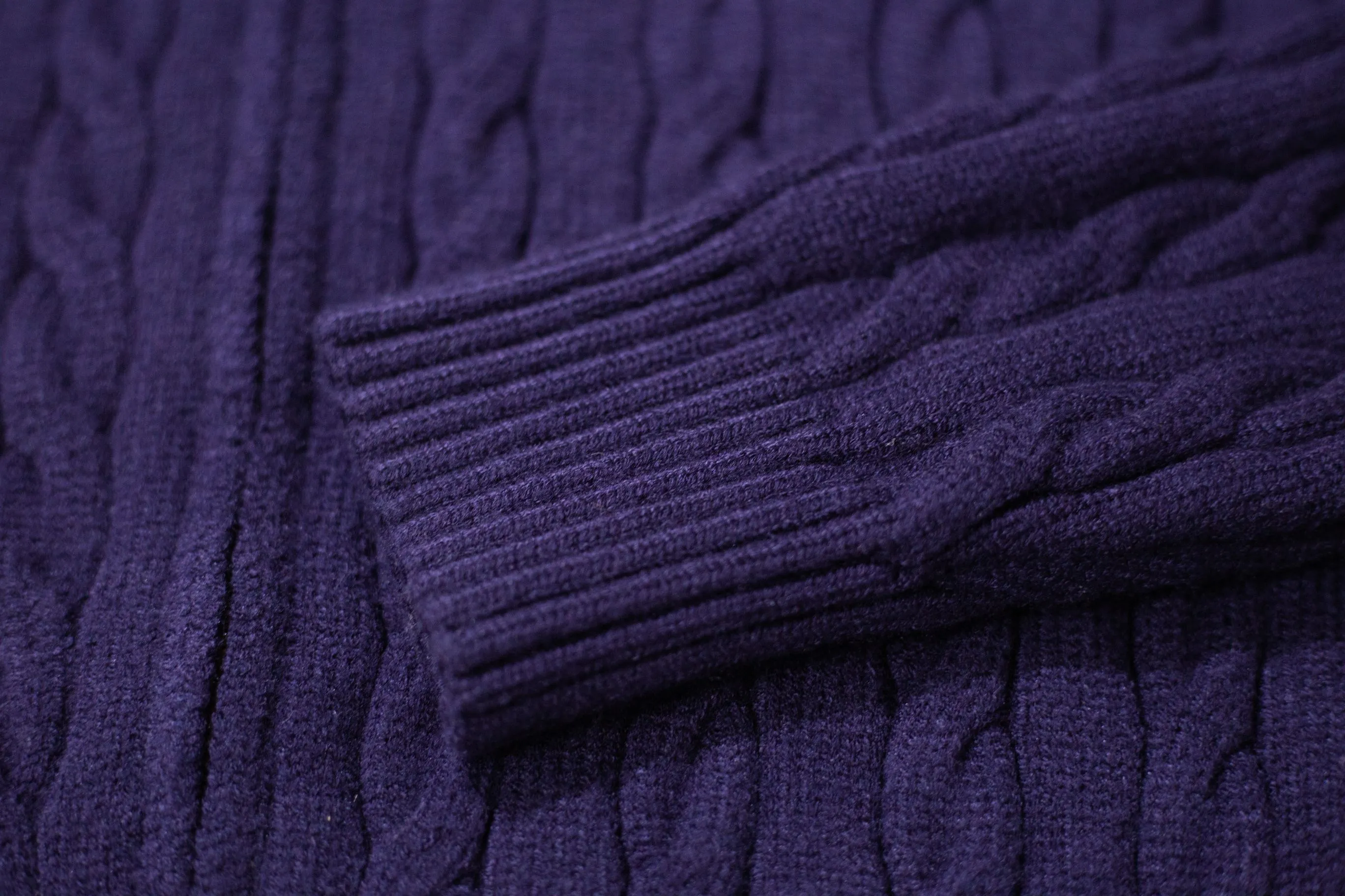 P300 Style No. D08) The top version on the market in 2025 Ralph Lauren #ootddailywear #Autumn and winter sweater #Knitted sweater outfit #ralph lauren sweater #Can be worn by both men and women [Star R] Finally waited until the Ralph men's twist sweater full zipper chest shirt is finally here! The most popular sweater with full zipper! Limited editions every year, there won’t be many models in the store! Ralph Lauren Men's Half-Zip Twist Sweater. The shape is really nice. It can be worn alone or as a jacket. It can be worn inside or outside, or it can be worn with a shirt inside ~ 100% pure cotton #Practical Wear. Color: Original white, navy blue, khaki, gray, size S to XL